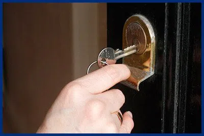 Advantage Locksmith Store Boynton Beach, FL 561-328-2947 - 7-door-unlock